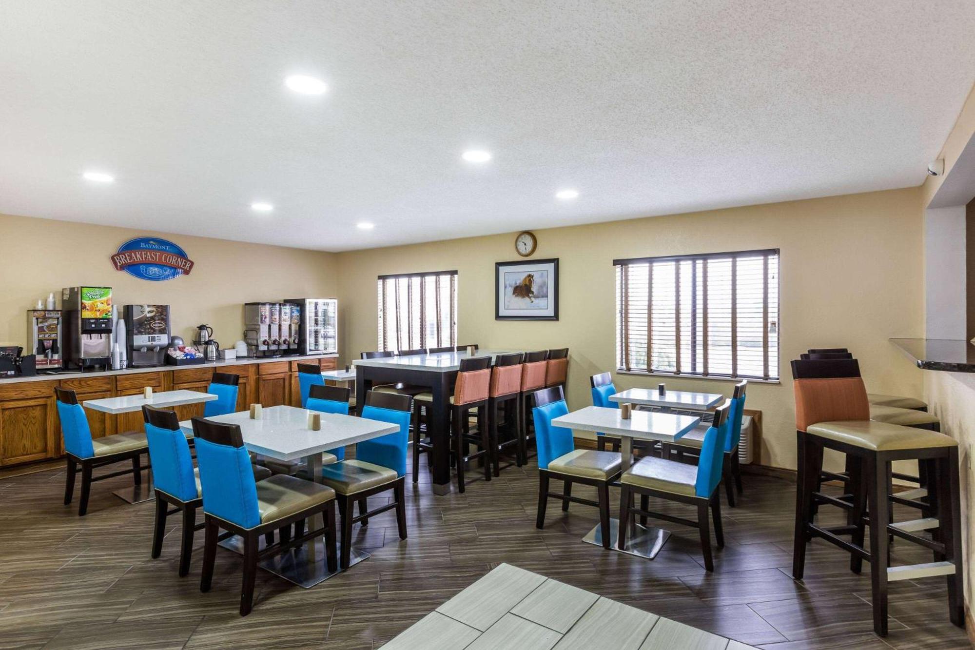 Baymont By Wyndham Louisville South I 65 Brooks Exterior foto